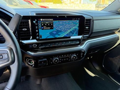Used 2025 Chevrolet Silverado 1500 LT RWD image 21
