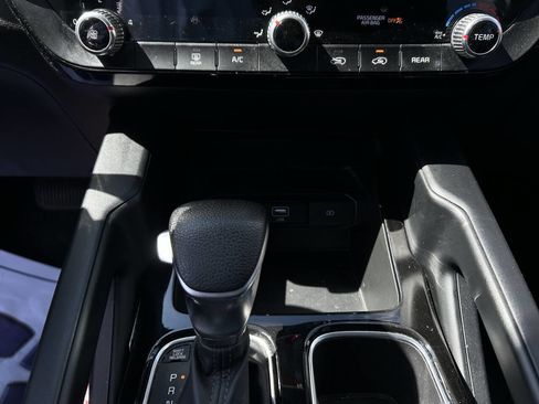 Used 2020 Kia Telluride LX image 14