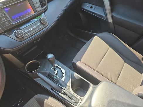 Used 2013 Toyota RAV4 XLE FWD image 30