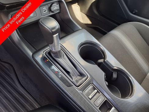 Used 2024 Honda Civic Sport image 21