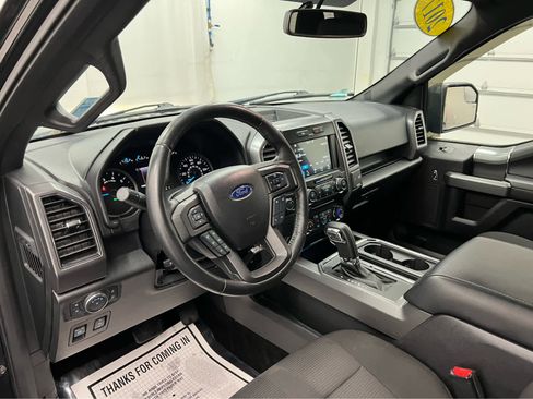 Used 2017 Ford F150 XLT w/ Equipment Group 302A Luxury image 14