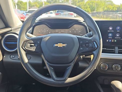 Used 2024 Chevrolet Trax LS w/ Driver Confidence Package FWD image 15