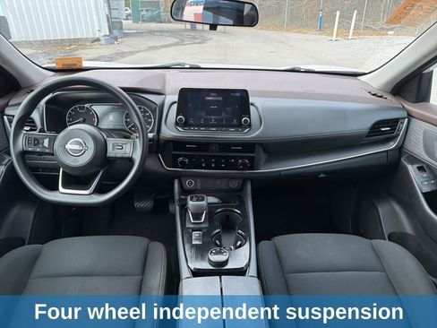 Used 2023 Nissan Rogue S image 9