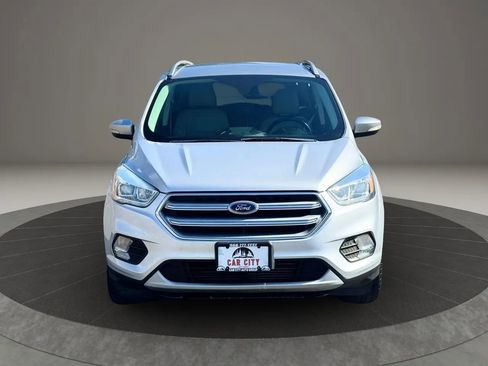 Used 2017 Ford Escape Titanium image 2