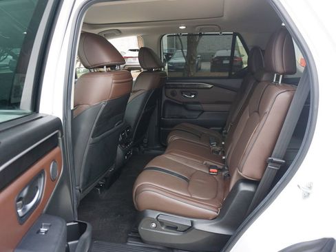 Used 2024 Honda Pilot Elite image 17