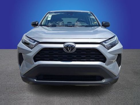 Used 2025 Toyota RAV4 LE FWD image 2