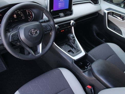 New 2025 Toyota RAV4 XLE image 22