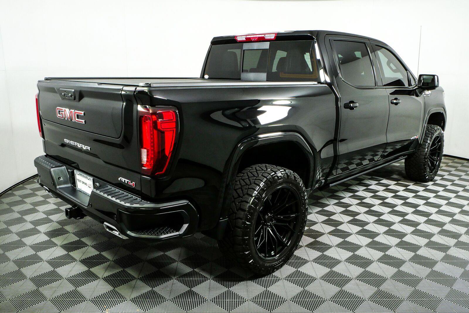 Certified 2026 GMC Sierra 1500 AT4 w/ Technology Package AWD/4WD image 3