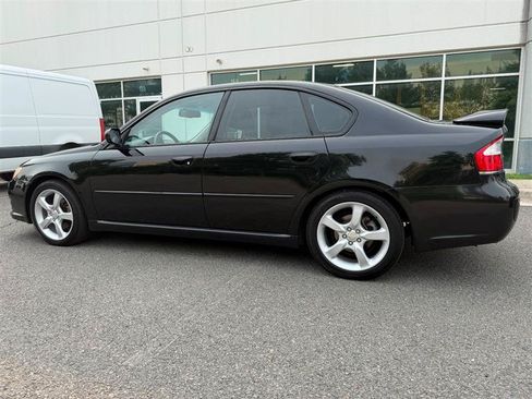 Used 2008 Subaru Legacy 2.5i Limited AWD/4WD image 9