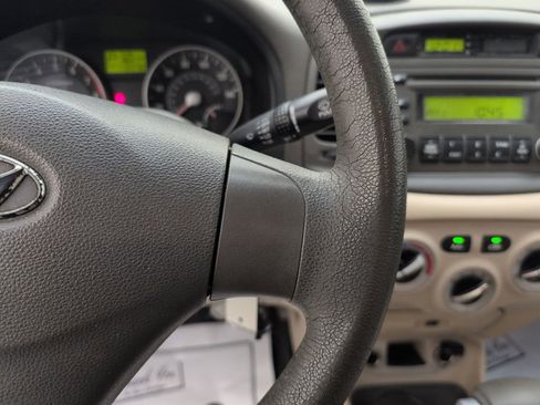 Used 2007 Hyundai Accent GLS FWD image 30