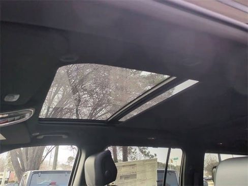 New 2026 Jeep Grand Wagoneer 4WD image 17