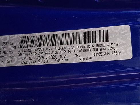 Used 2020 Jeep Wrangler Unlimited Sahara image 26