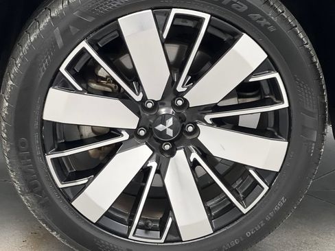Used 2025 Mitsubishi Outlander SE FWD image 77