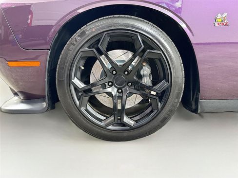 Used 2020 Dodge Challenger R/T Scat Pack w/ Scat Pack Stripe RWD image 30