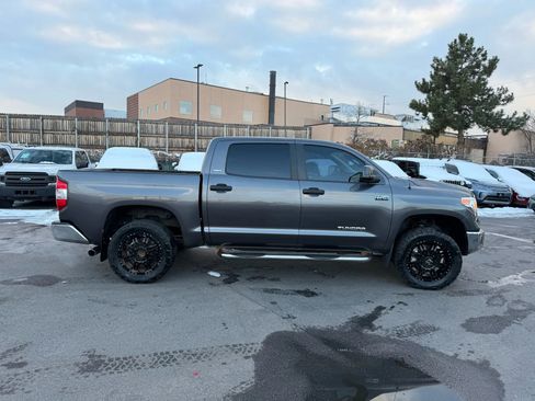 Used 2015 Toyota Tundra SR5 image 6