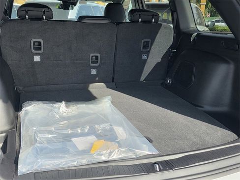 New 2026 Jeep Grand Cherokee Limited image 11