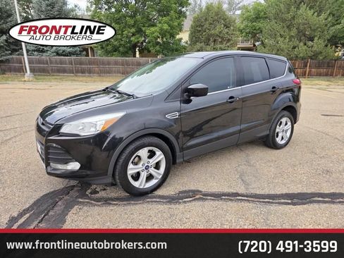 Used 2015 Ford Escape SE FWD image 1