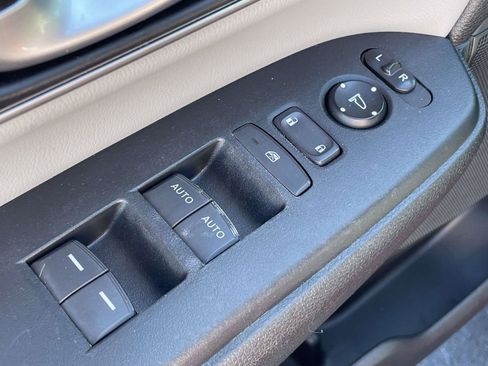 Used 2020 Honda CR-V EX-L image 17