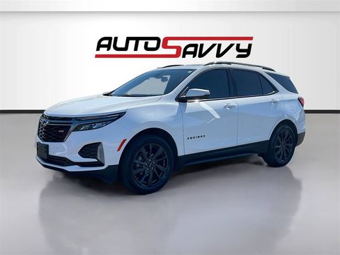 Used 2023 Chevrolet Equinox RS w/ RS Leather Package image 3