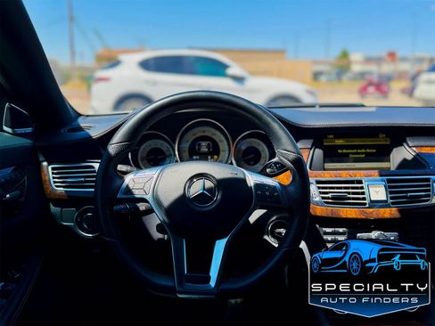 Used 2012 Mercedes-Benz CLS 550 w/ Premium I Pkg image 20