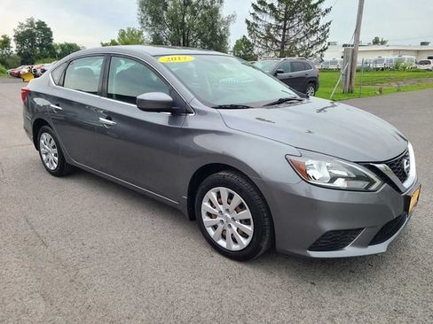 Used 2017 Nissan Sentra S FWD image 4