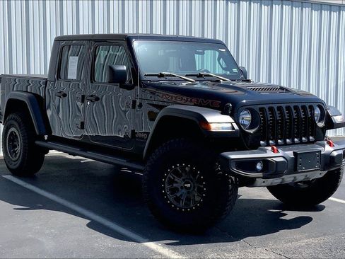 Used 2021 Jeep Gladiator Mojave w/ Cold Weather Group AWD/4WD image 2