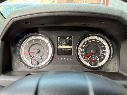 Used 2014 RAM 1500 Express w/ Black Ram 1500 Express Group image 27