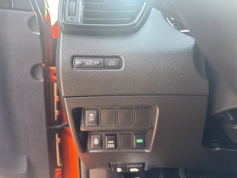 Used 2017 Nissan Rogue Sport SL image 13