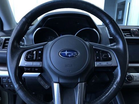 Used 2017 Subaru Outback 3.6R Touring AWD/4WD image 25