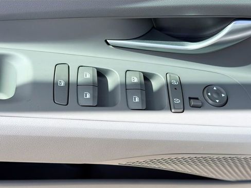 New 2026 Hyundai Elantra SEL Sport Premium FWD image 17