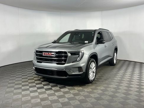Used 2024 GMC Acadia Elevation w/ Super Cruise Package image 3
