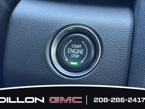 Used 2025 GMC Acadia Elevation w/ Elevation Premium Package FWD image 24