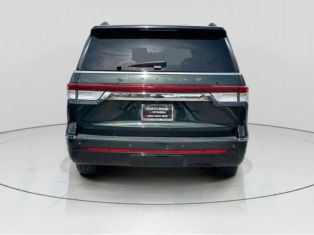 Used 2022 Lincoln Navigator L Black Label AWD/4WD image 6