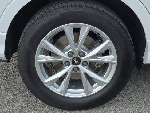 Used 2025 Audi Q3 2.0T Premium image 8