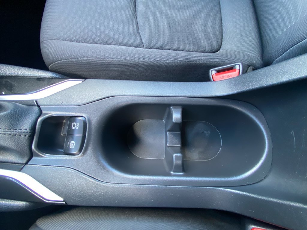 Used 2023 Toyota Corolla Cross LE AWD/4WD image 23