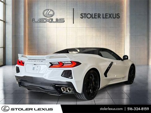 Used 2021 Chevrolet Corvette Stingray Premium Conv w/ Z51 Performance Package image 5