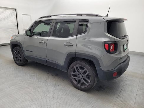 Used 2021 Jeep Renegade Latitude image 3