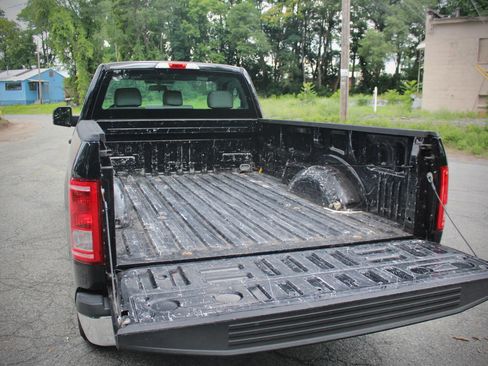 Used 2017 Ford F150 XL w/ Equipment Group 101A Mid RWD image 37