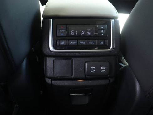 Used 2019 Subaru Ascent Limited w/ Popular Package #3 AWD/4WD image 22