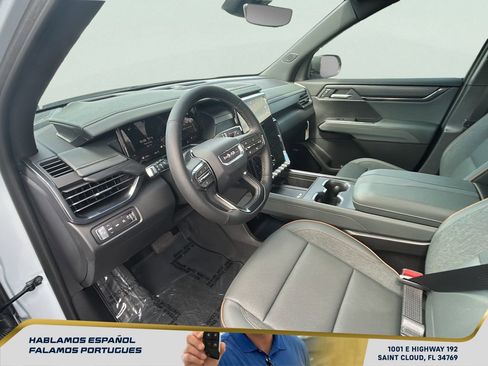 New 2026 GMC Acadia AT4 image 13