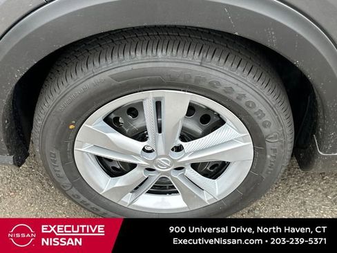 New 2025 Nissan Kicks Play S image 8