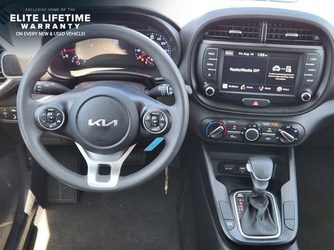 Used 2022 Kia Soul LX w/ Technology Package FWD image 26