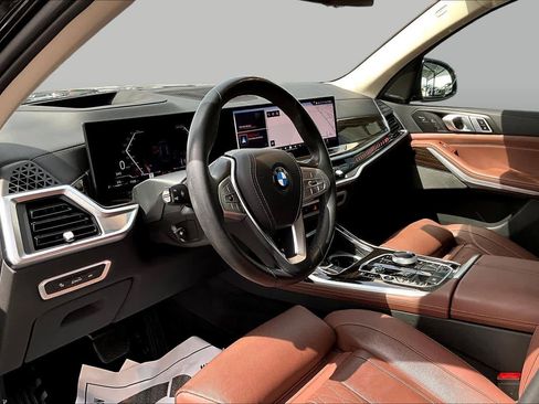 Used 2024 BMW X7 xDrive40i w/ Executive Package AWD/4WD image 18
