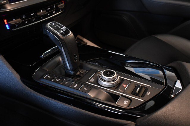 Used 2023 Maserati Levante GT AWD/4WD image 37