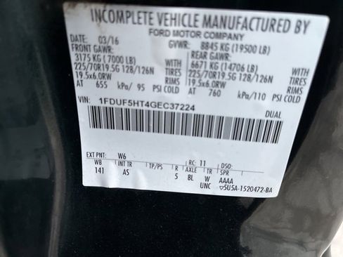 Used 2016 Ford F550 4x4 Regular Cab Super Duty image 19