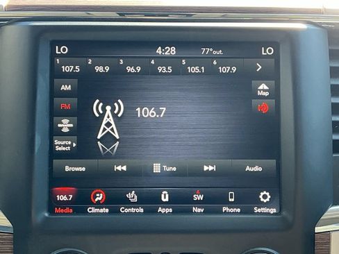 Used 2018 RAM 1500 Laramie w/ Convenience Group AWD/4WD image 36