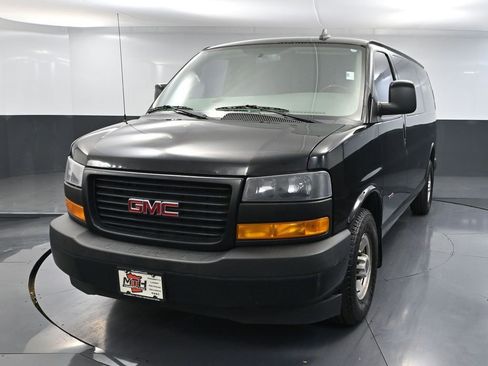Used 2018 GMC Savana 2500 image 11