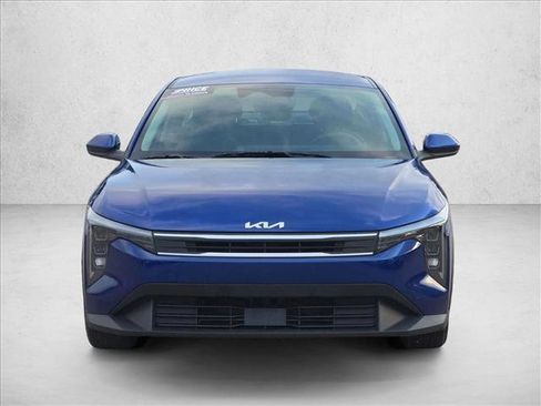 Used 2025 Kia K4 FWD image 2