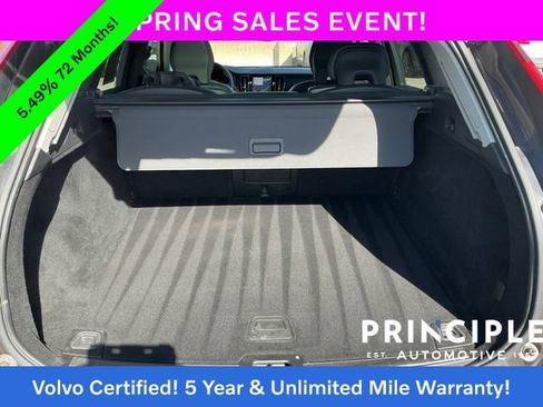 Certified 2023 Volvo XC60 B5 Plus image 34