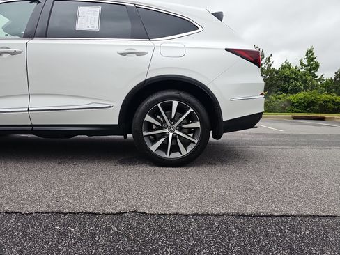Certified 2025 Acura MDX SH-AWD w/ Technology Package image 32
